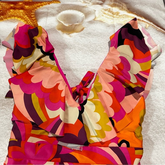 NWT TRINA TURK Fan Faire Plunge One Piece Swimsu - Picture 10 of 15